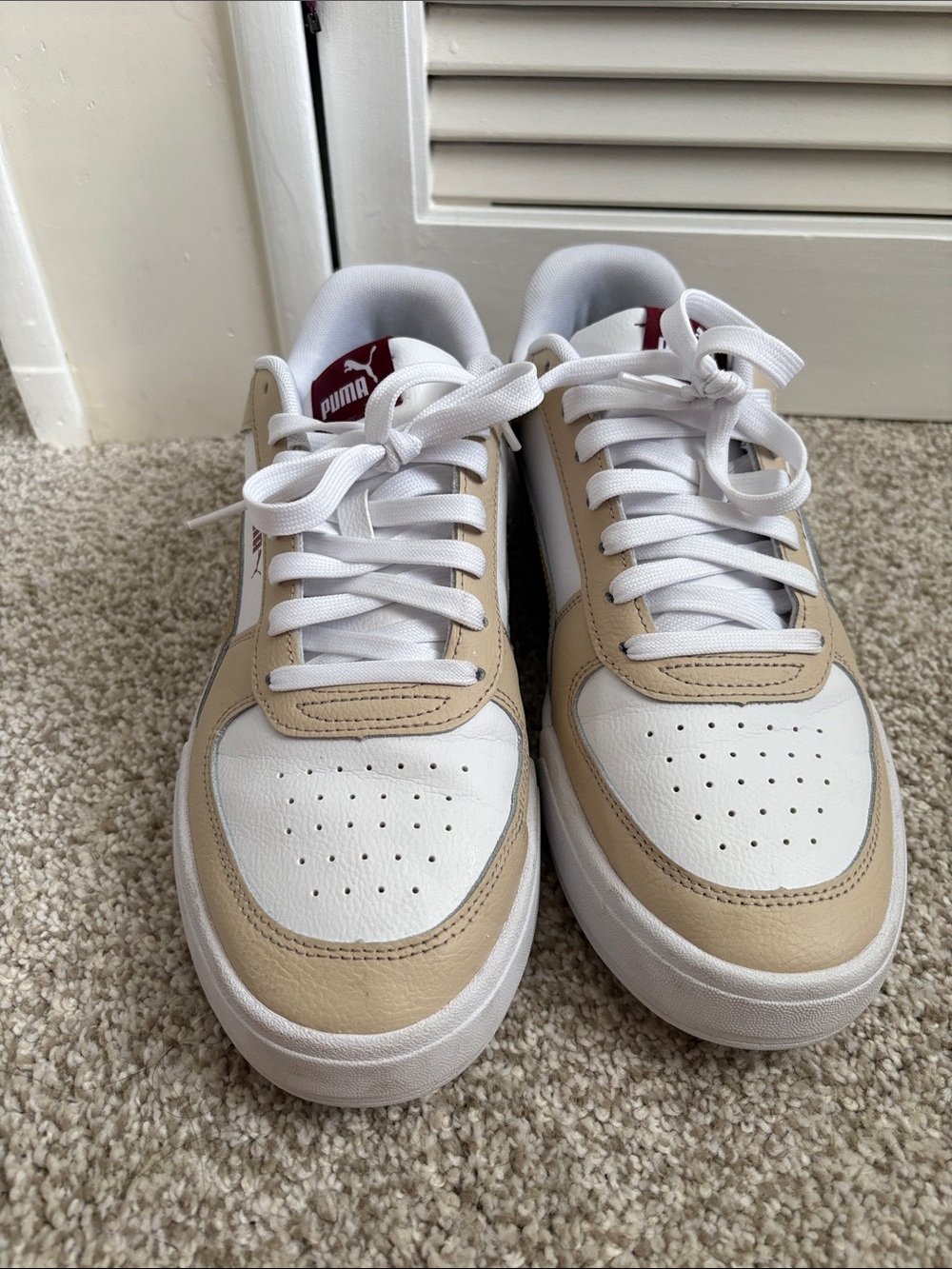 Puma Men’s White and Beige Low-Top Sneakers